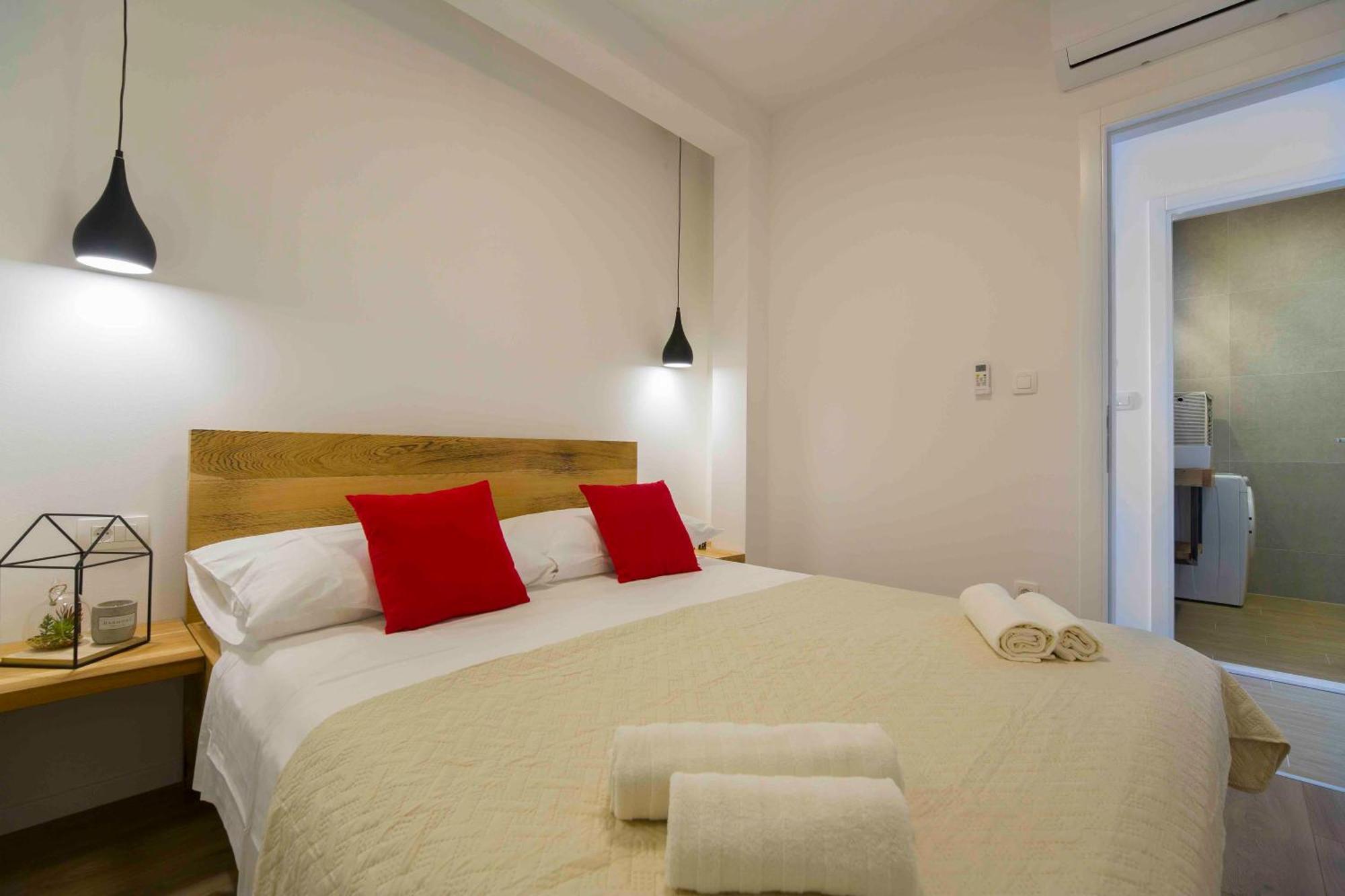 Bulli Croatia Hotel Seget Donji ภายนอก รูปภาพ