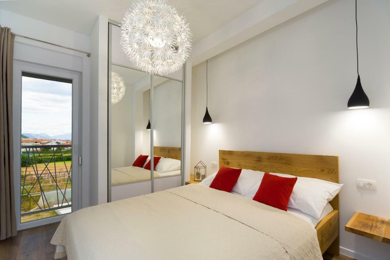 Bulli Croatia Hotel Seget Donji ภายนอก รูปภาพ